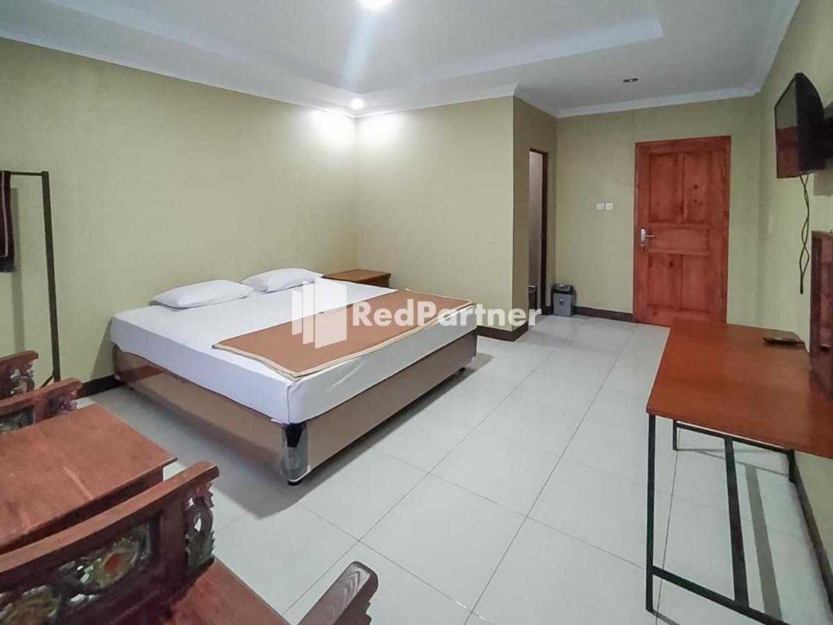 Pertiwi Village Redpartner Paragajen Exterior photo